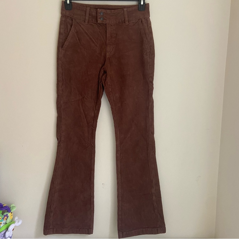 American Eagle Corduroy High Rise Kick Boot Jeans Size 6